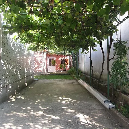 Andracic Apartment